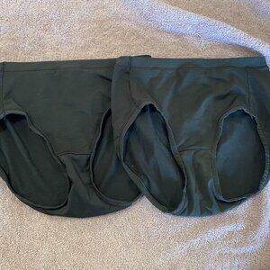 Hanes X-Temp Black Boyshort Underwear 2-Pack Size M Moisture Wicking Comfy